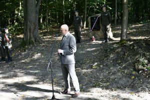 Odsłonięcie tablicy pamiątkowej w Dobieszkowie