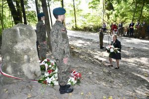 Odsłonięcie tablicy pamiątkowej w Dobieszkowie