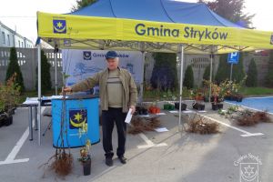 Akcja edukacyjno-ekologiczna „BĄDŹ EKO i zasadź w Gminie Stryków 🌳” - edycja jesień 2023.