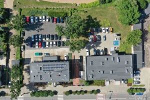 Parking za Urzędem Miejskim przed realizacją inwestycji