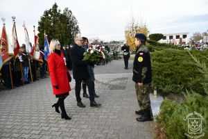 Burmistrz Strykowa Witold Kosmowski, Zastępca Burmistrza Tamara Barańska-Kiemaczyńska, Sekretarz Gminy Stryków Aneta...