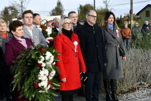 Sekretarz Gminy Stryków Aneta Jędrzejczak, Burmistrz Strykowa Witold Kosmowski, Zastępca Burmistrza Strykowa Tamara...