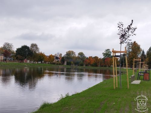 Zbiornik wodny w Dobrej po renowacji w 2023 r.