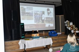 Jubileusz 10-lecia TK Basket Stryków, projekcja filmu podsumowującego dekadę działalności
