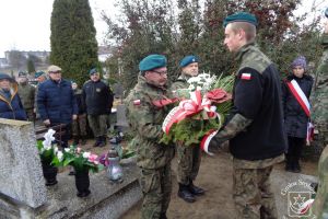 Odsłonięcie tablicy pamiątkowej na cmentarzu w Strykowie 15.12.2023 r.