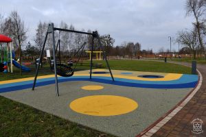 Nowy Park nad Moszczenicą, elementy placu zabaw