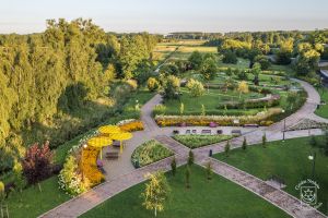 Nowy Park nad Moszczenicą z lotu ptaka, po zagospodarowaniu zielenią