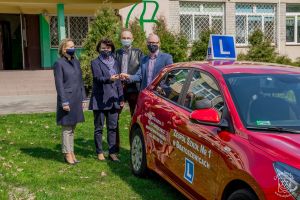 Zakup samochodu KIA RIO dla Zespołu Szkół Nr 1 w Bratoszewicach