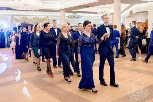 Studniówka 2024 maturzystów ZS Nr 1 w Bratoszewicach