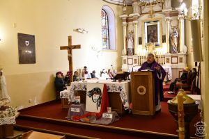 Msza Święta w 161. rocznicę Powstania Styczniowego w Kościele Rzymskokatolickim w Dobrej, Proboszcz ks. Marek Gregorczyk