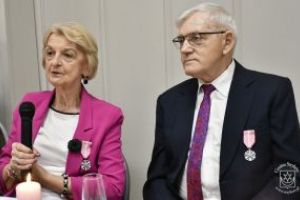 Uroczystość wręczenia medali "Za Długoletnie Pożycie Małżeńskie" w Gminie Stryków