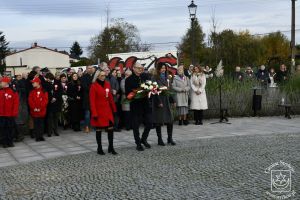 Uroczystości patriotyczne pod Pomnikiem Niepodległości