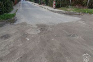 Budową kanalizacji sanitarnej i kanalizacji deszczowej w ulicy Polnej i Szafera, przed wykonaniem prac na ulicy Szafera
