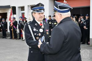 Gminny Dzień Strażaka w Strykowie. Wręczenie odznaczeń zasłużonym Druhom i Druhnom.