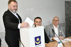Pierwsza sesja IX kadencji Rady Miejskiej w Strykowie