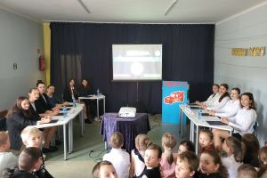 Debata oksfordzka w SP Niesułków 2024