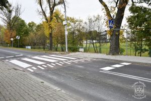 Budowa podwyższonego przejścia dla pieszych na ul. Brzezińskiej - stan po zakończeniu inwestycji