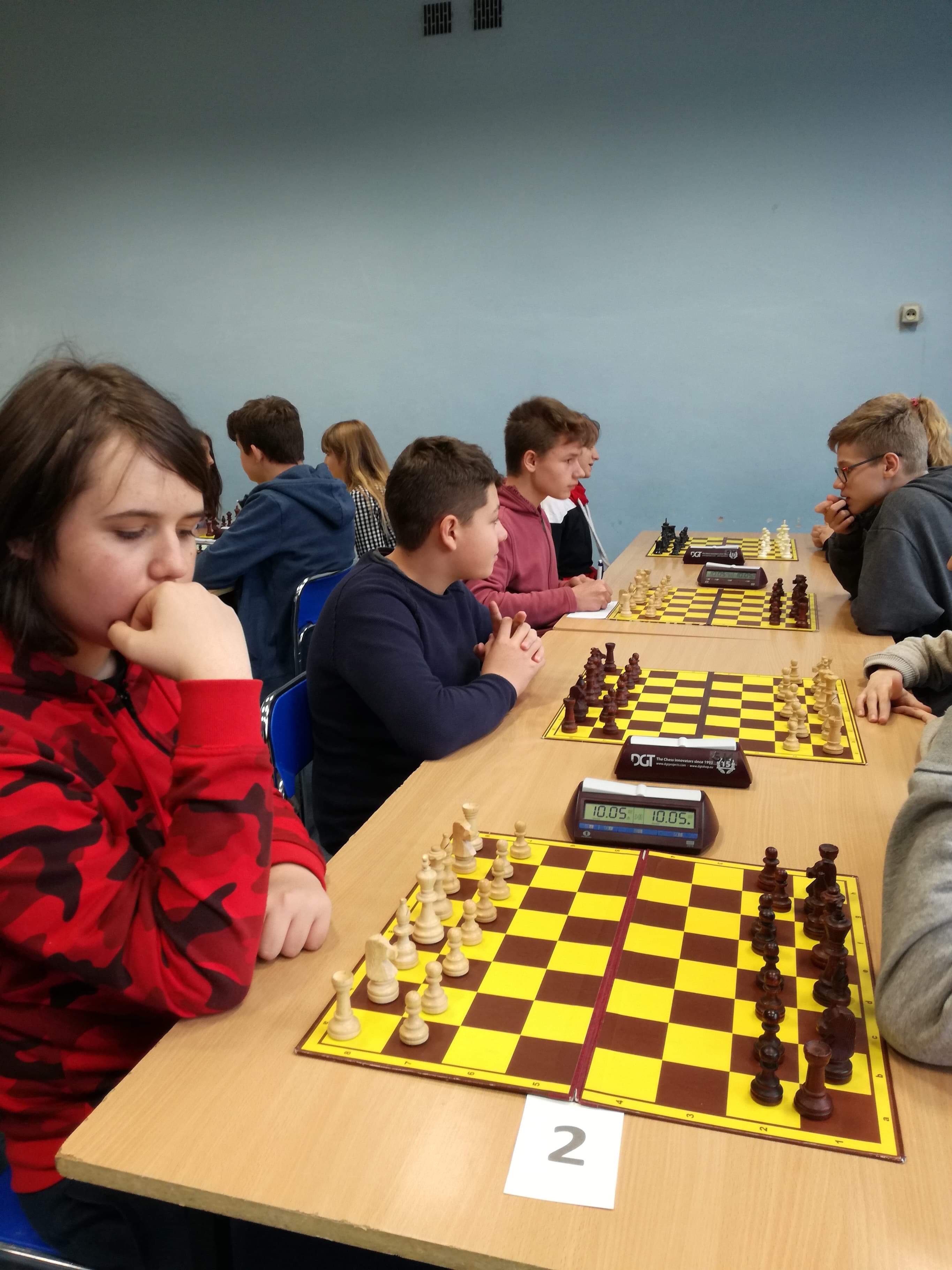 III miejsce Szkoły Podstawowej w Dobrej w Mistrzostwach Powiatu Zgierskiego  w szachach drużynowych