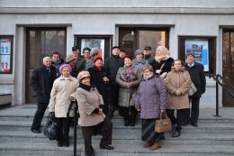 Warsztaty teatralne Klubu Seniora działającego przy Domu Kultury w Niesułkowie