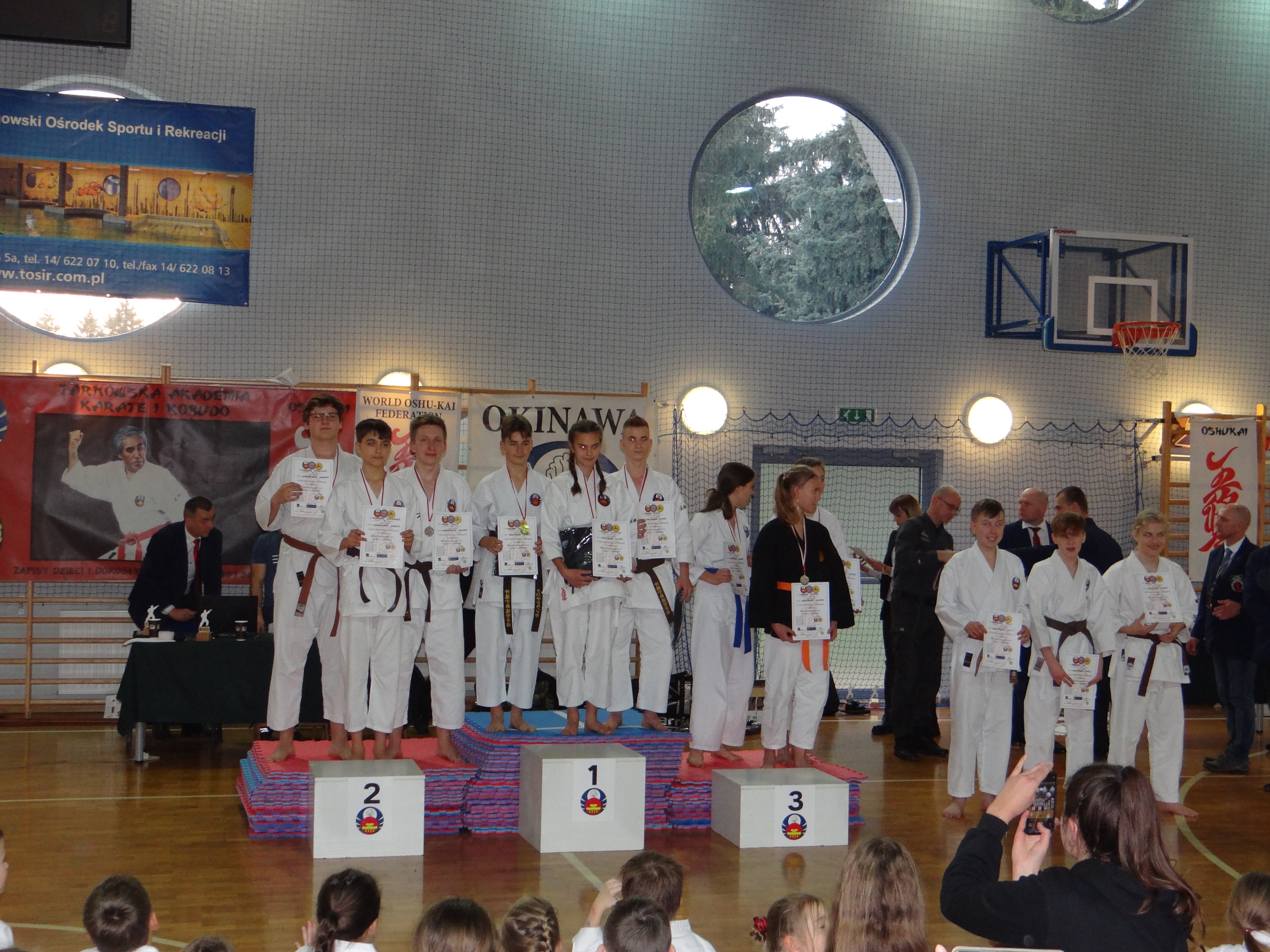 2 złote, 5 srebrnych i 1 brązowych medali oraz 4 puchary dla strykowskich karateków w Tarnowie