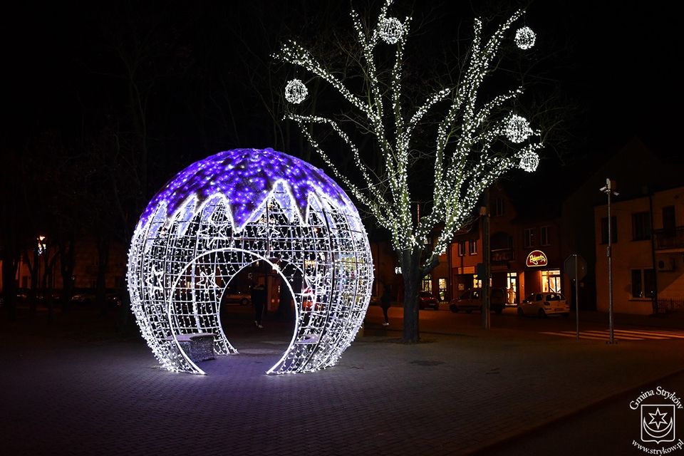 Konkurs fotograficzny "Lubię świąteczne iluminacje Strykowa"