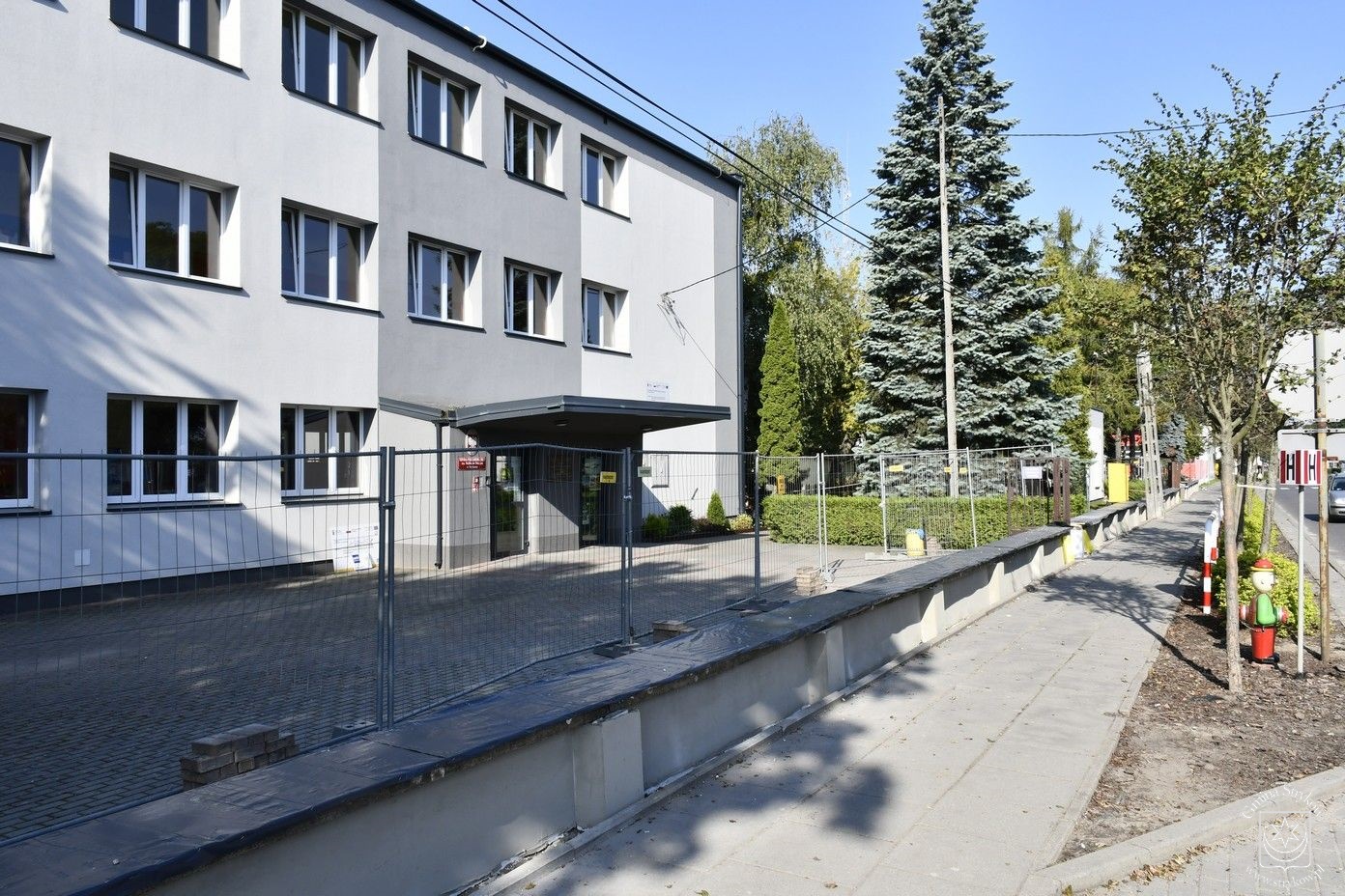 Wymiana ogrodzeń szkoły i przedszkola