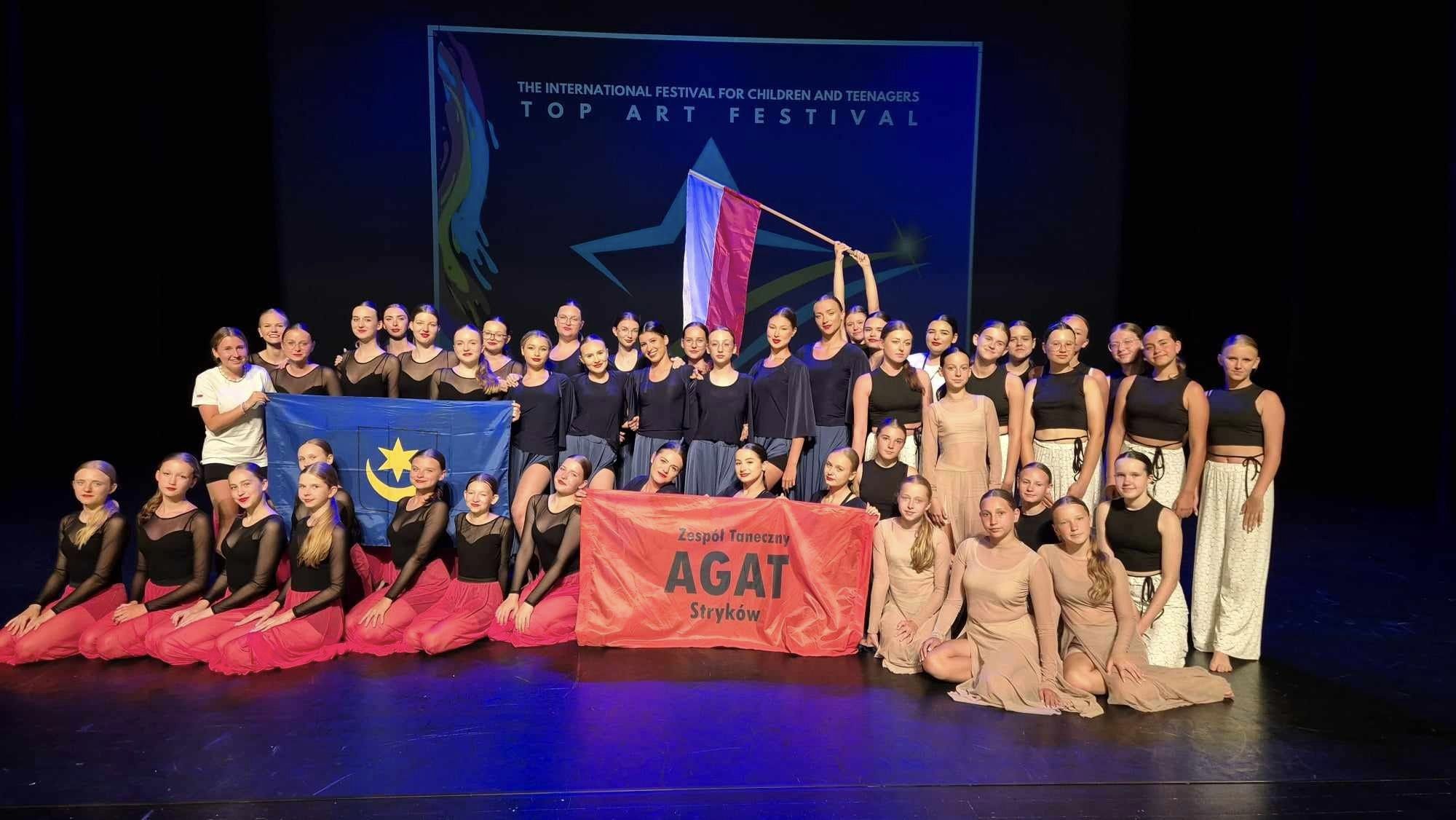 Agat triumfuje w Hiszpanii
